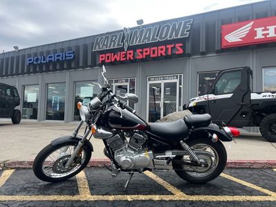 2025 Yamaha V Star 250 Raven - Y22282-C