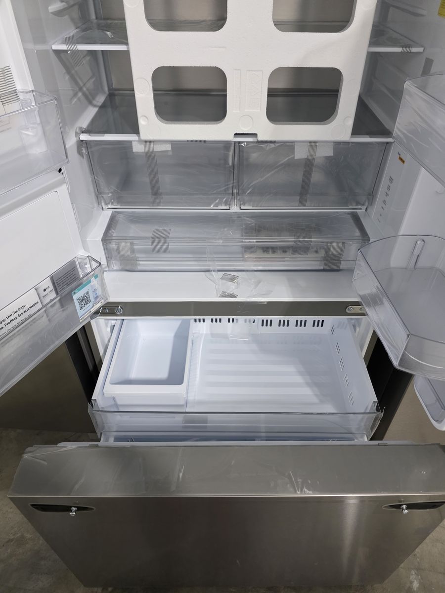 Main image 6