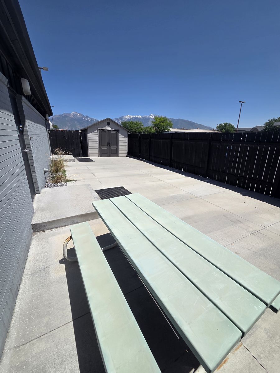 Main image 15