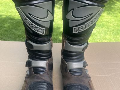 Forma Adventure WP off-road boots Size: 10 (US) , 44 (EUR)