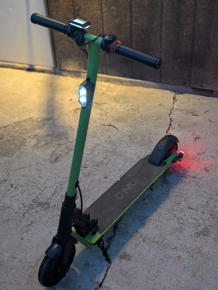 QNQ Electric Scooter - Green, Foldable Commuter Scooter with Lights, Used