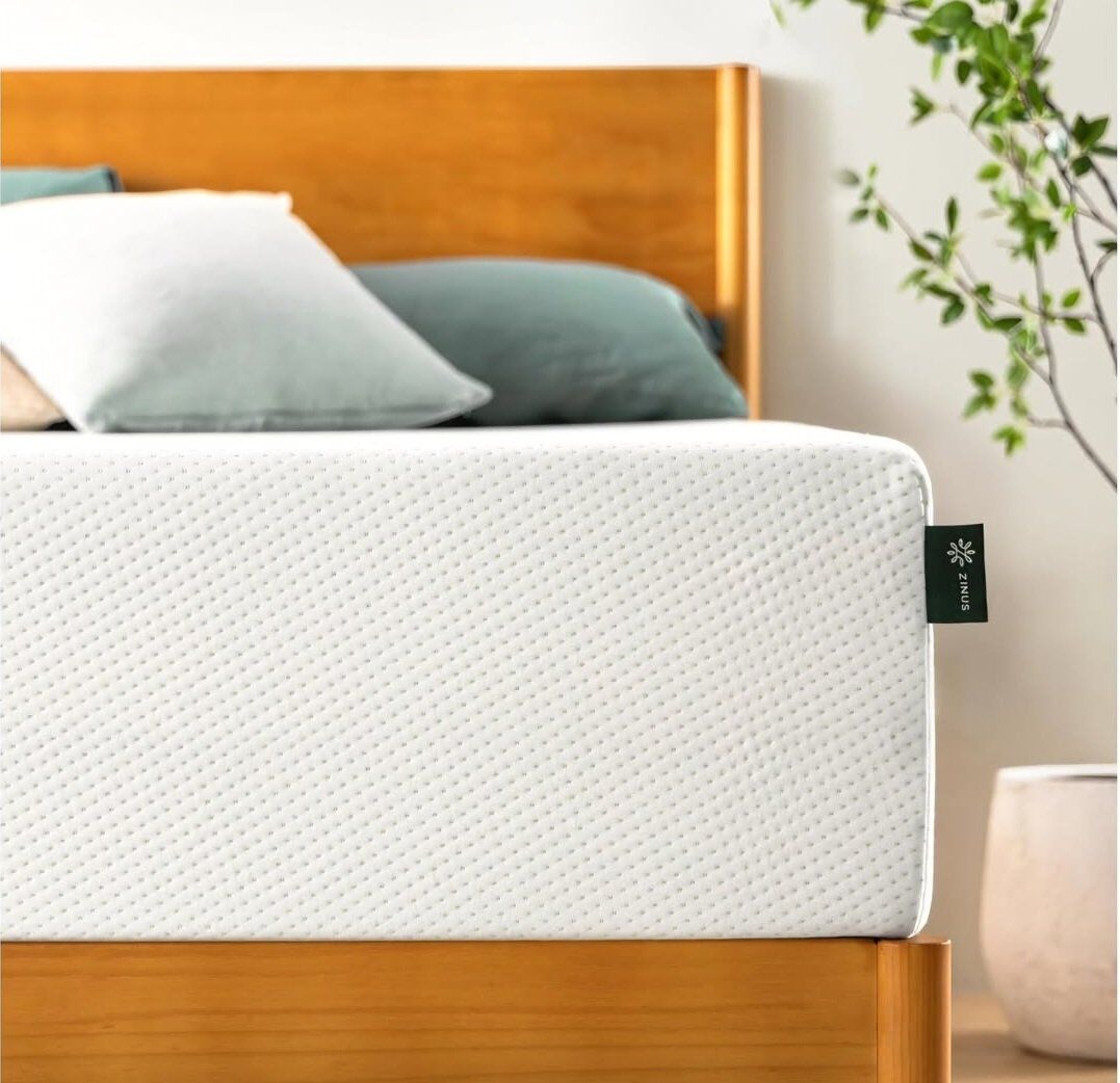ZINUS 12 Inch Green Tea Memory Foam Mattress king