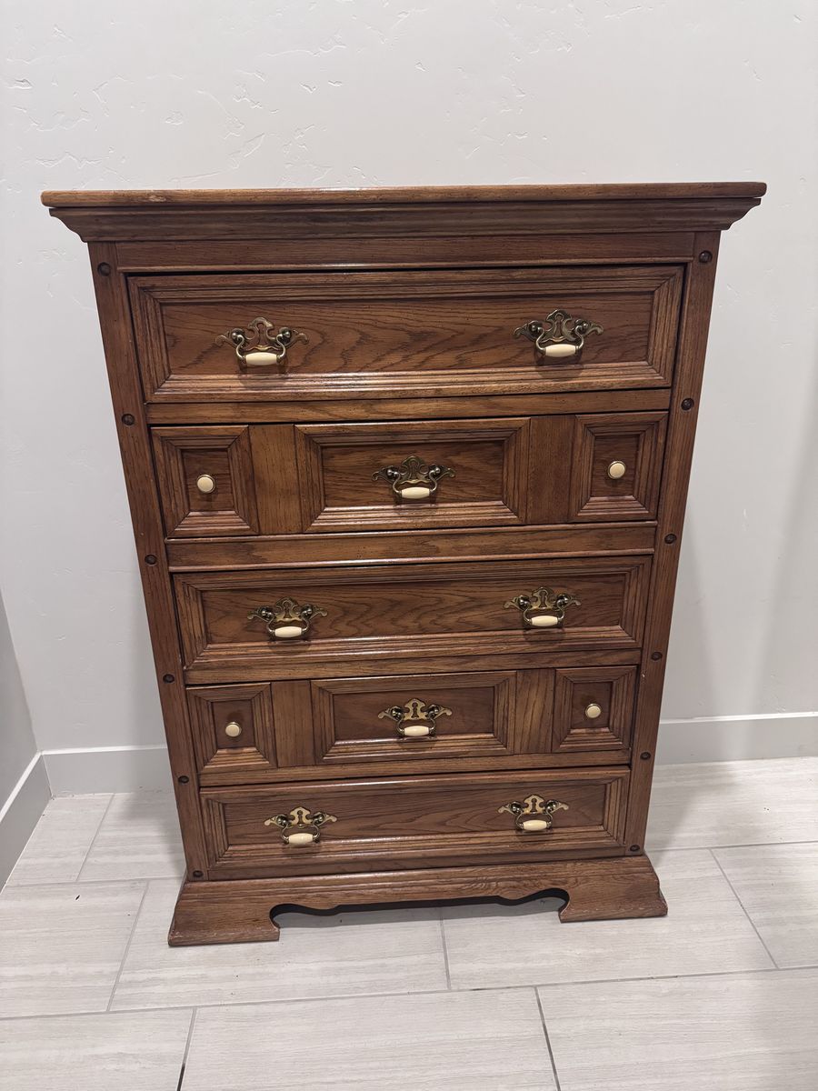 Main image 2