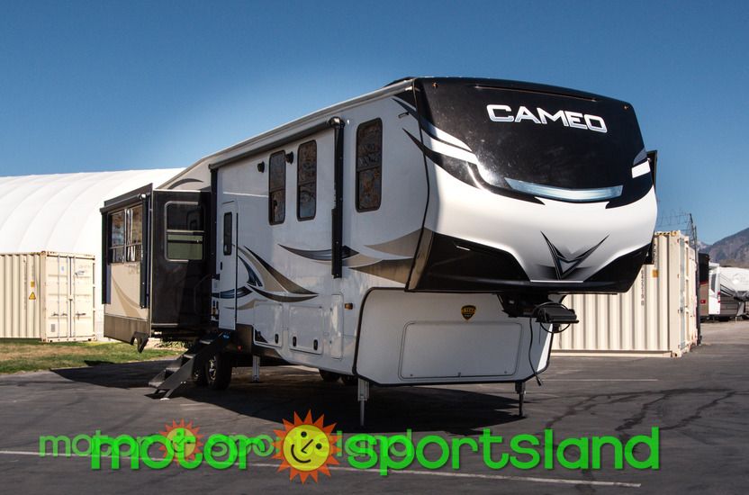 2022 Keystone Cameo 3891MK Rear Living Room Kitchen Island