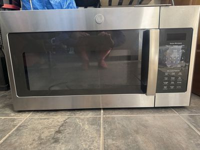 GE 1.7 Cu Ft Over the Range Microwave