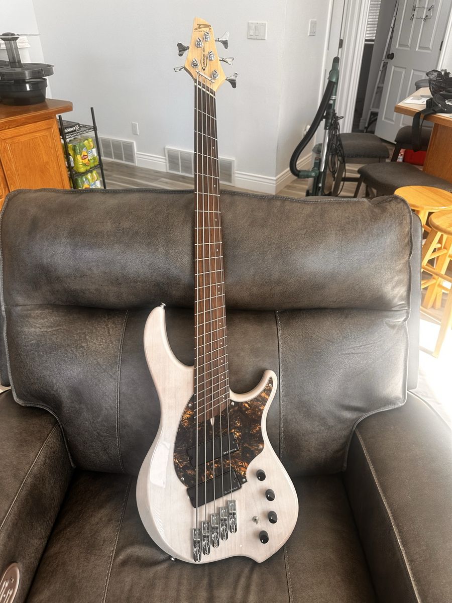 Dingwall Combustion 5-string Bass Guitar - Lightly Used, Excellent Condition from 2009 - Serial number 12