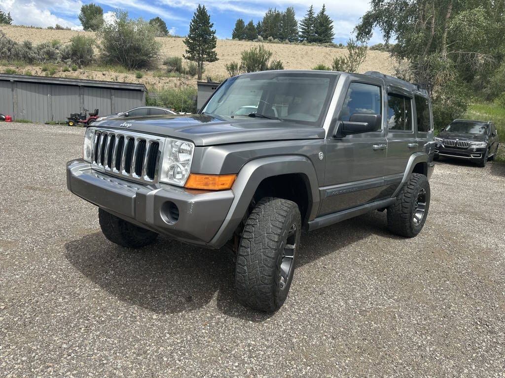 2007 Jeep Commander Sport