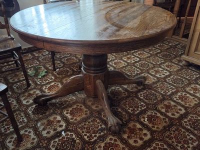 Vintage Solid Oak Pedestal Dining Table with Claw Feet, Leaf & Pressed Back Chairs