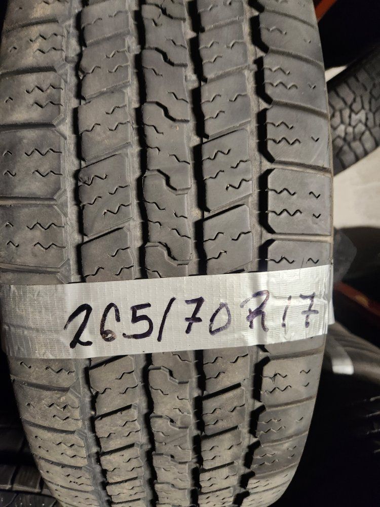 265/70r17 goodyear wrangler sra