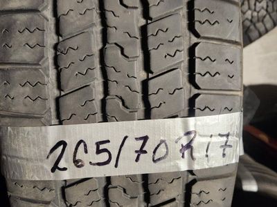 265/70r17 goodyear wrangler sra