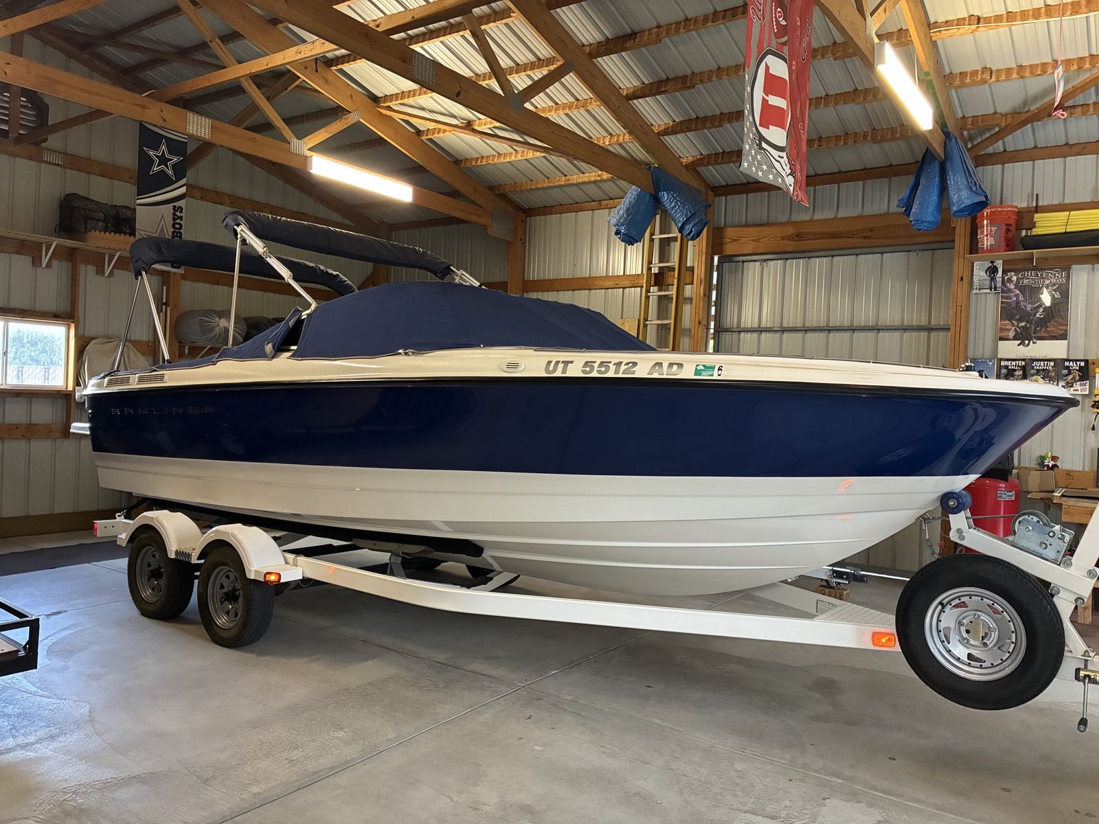 2005 Bayliner 24 inch boat