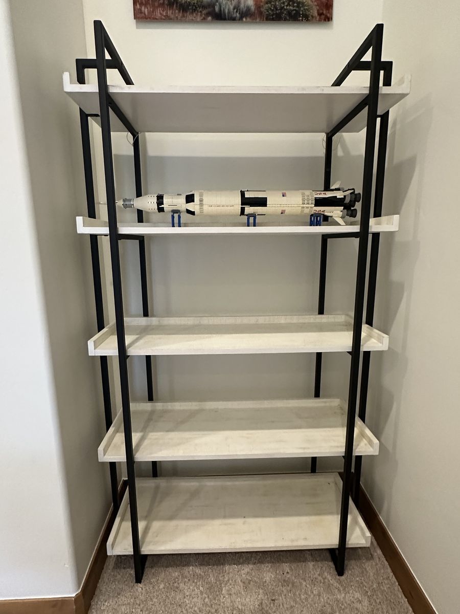 Contemporary bookshelf