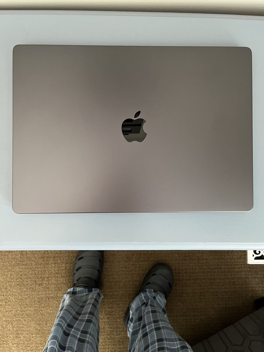 MacBook Pro 16" M3 Pro 36GB/512GB 100% Battery Capacity