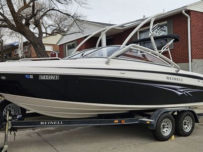 '06 REINELL 220 W/ VOLVO PENTA 5.0