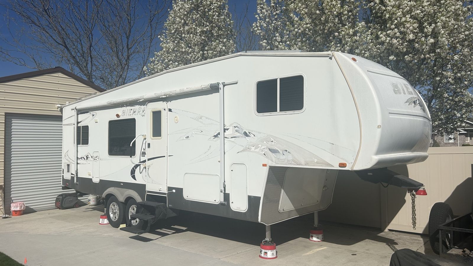 2007 Forest River Sierra Fifth Wheel F295