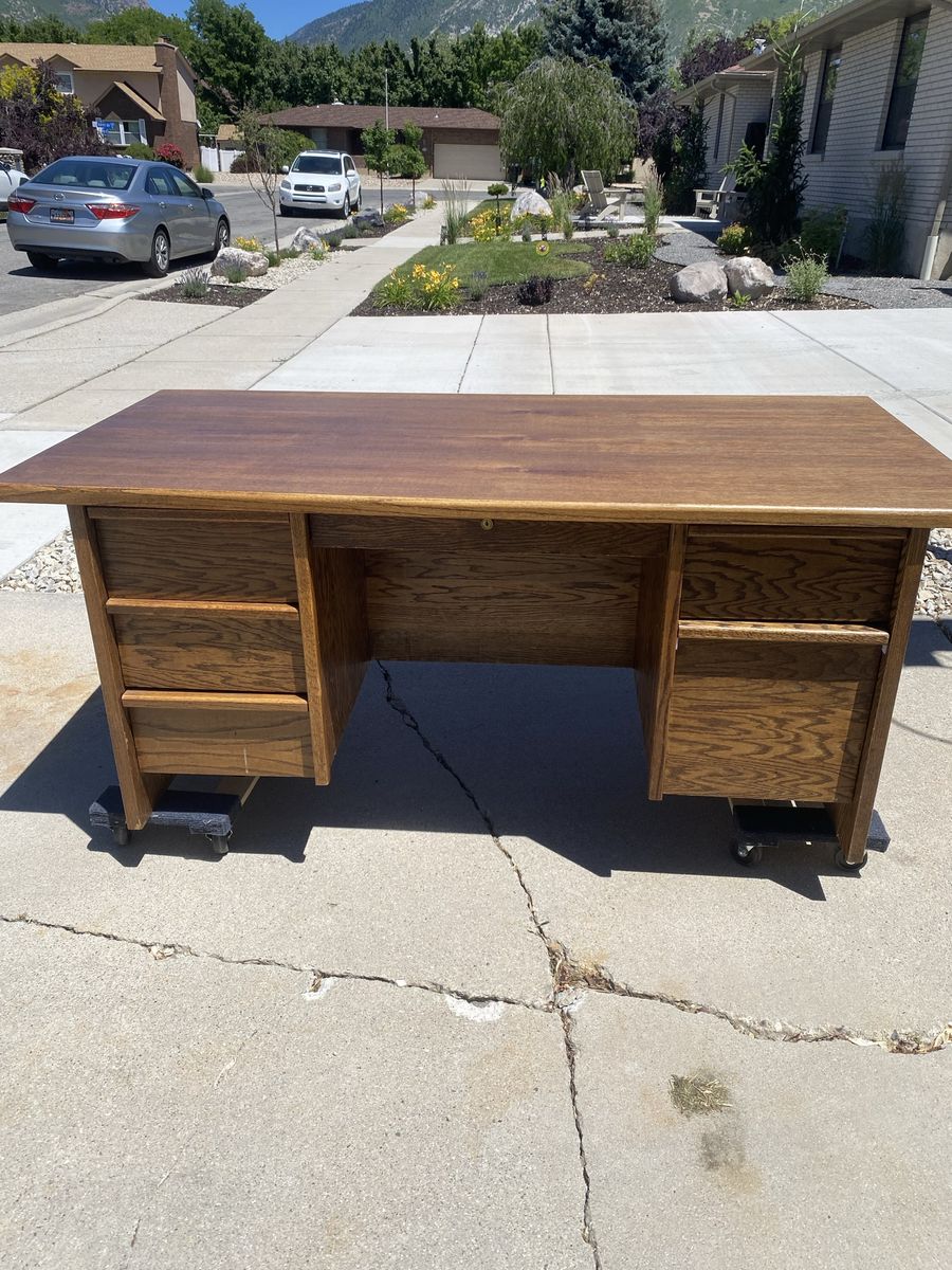 Office Desk