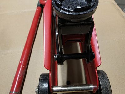 2-Ton Trolley Jack The Big Red, used