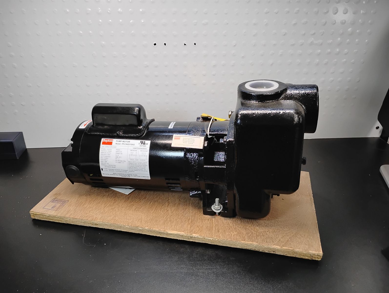 DAYTON Centrifugal Pump 115/230V AC, 90 ft Max Head, 1 1/2 in Compat Intake and Disch