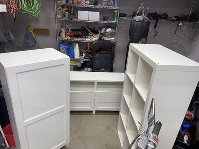 Set of 3 White Furniture Pieces