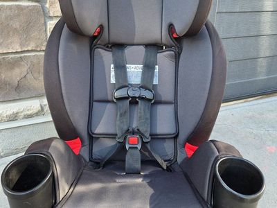 Graco Triride 3-in-1 Convertible Carseat, Highback Booster, Forward & Rear Facing
