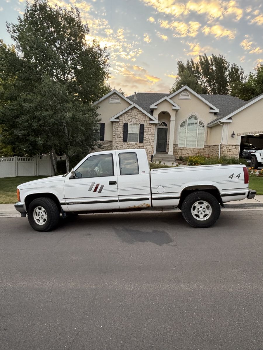 1992 GMC 2500 SLE