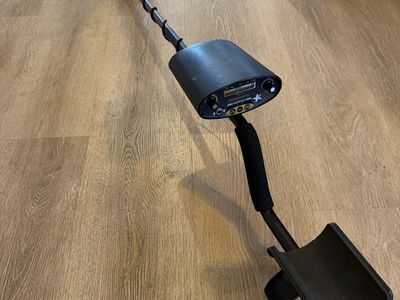 Bounty Hunter Lone Star professional metal detector