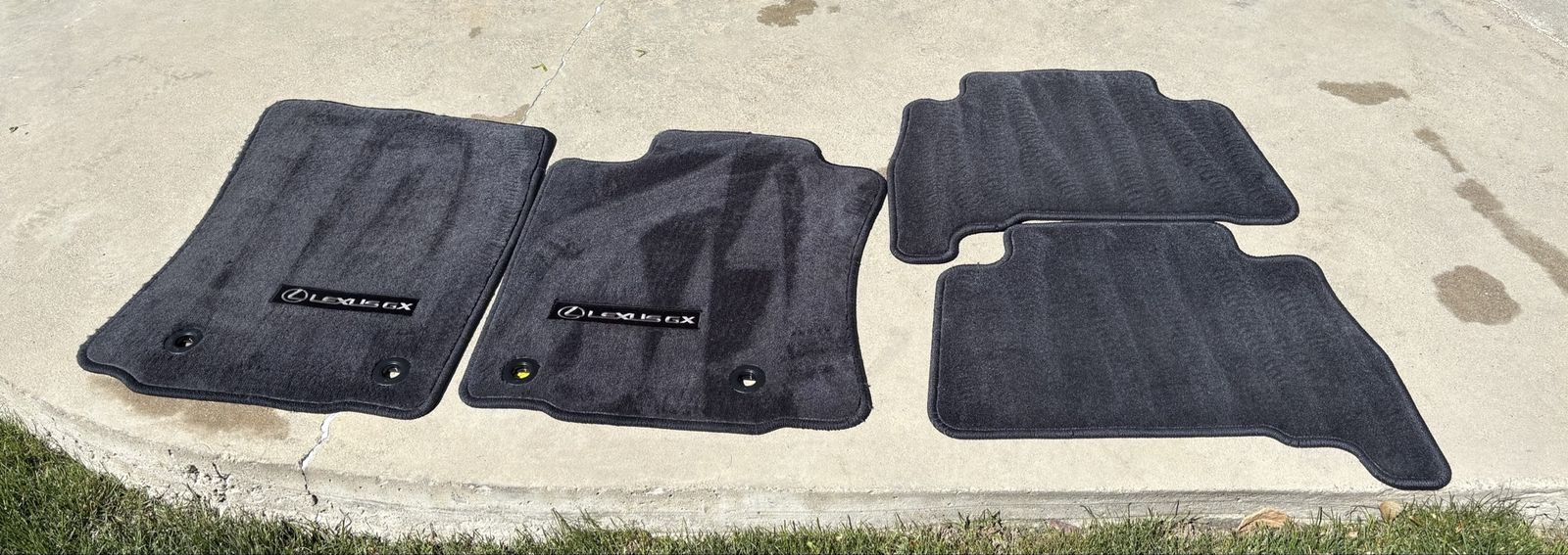 Lexus GX460 (2010-2013) OEM Floor Mats