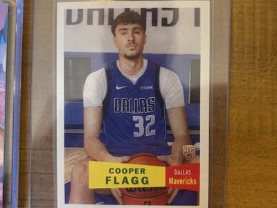 18 Card Lot - Flagg, Dybantsa, Jordan, Wembanyama & More!