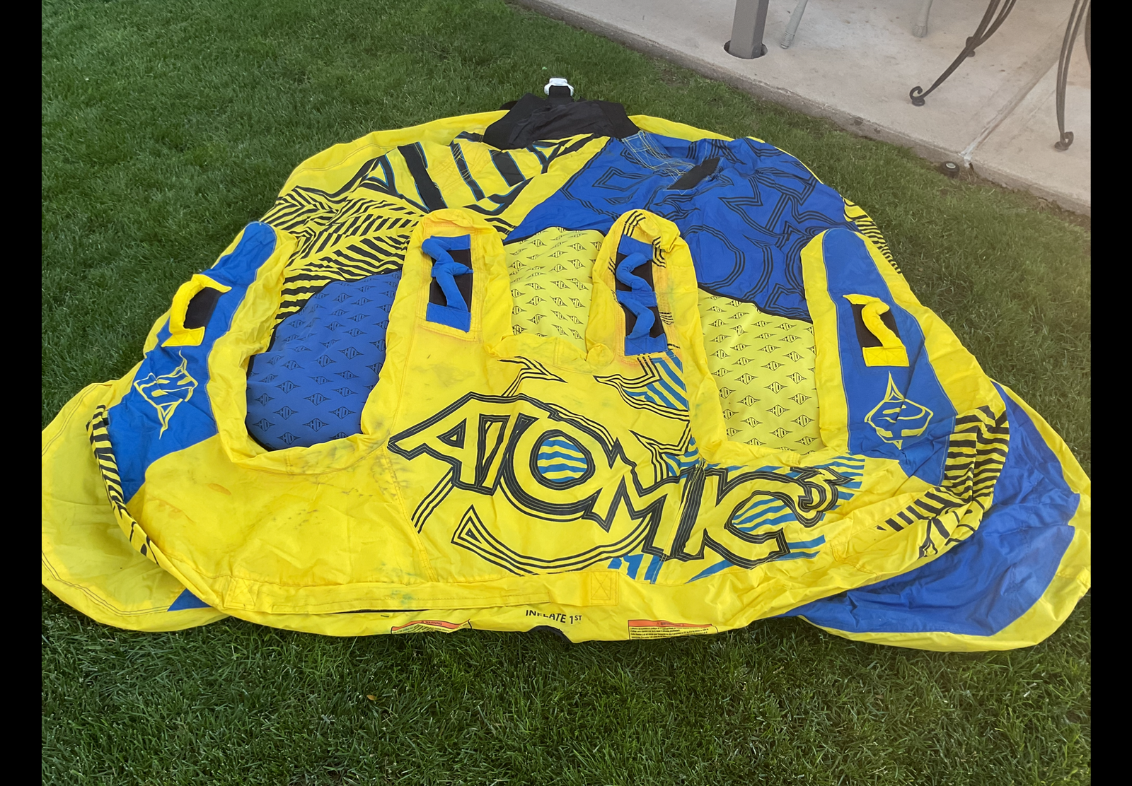 Atomic 3 Person Towable Water Tube