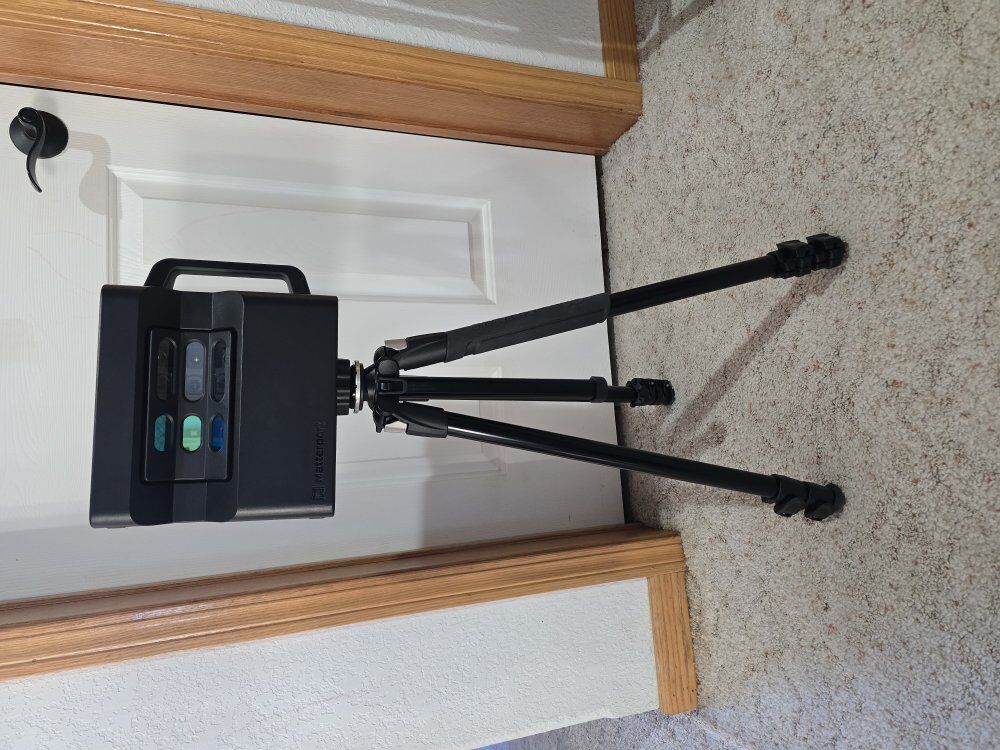 MatterPort Pro 2 w/ tripod & case