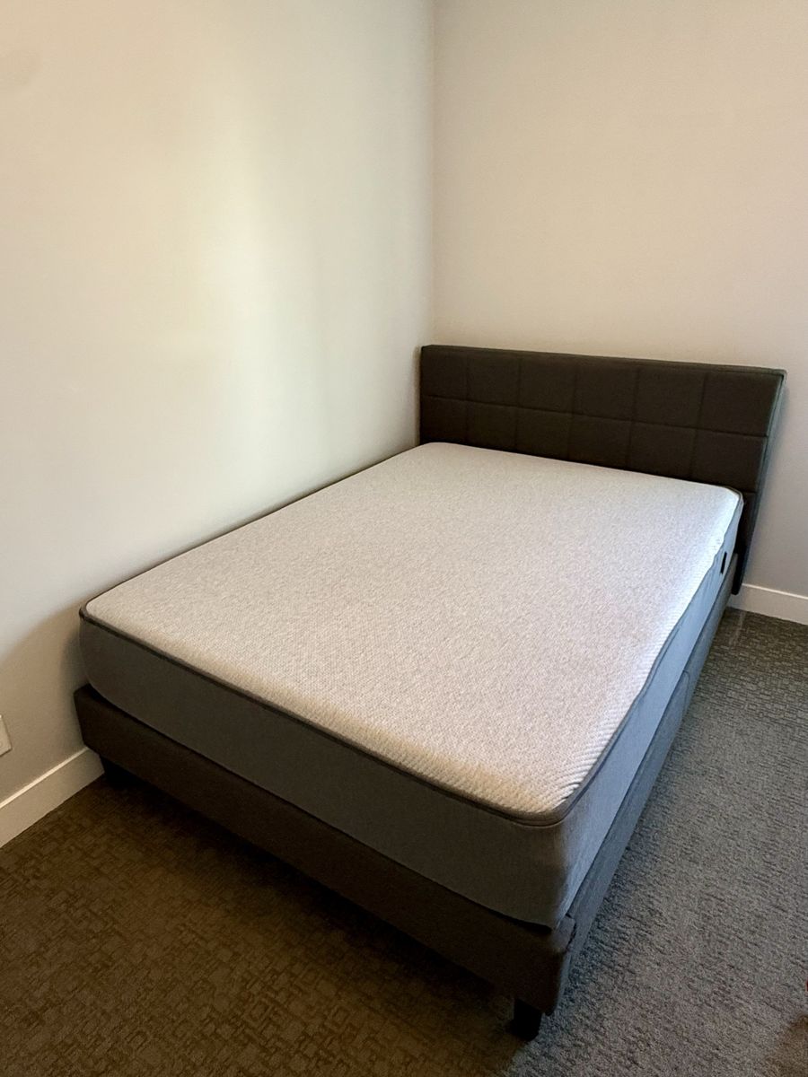 Casper Queen Memory Foam Mattress