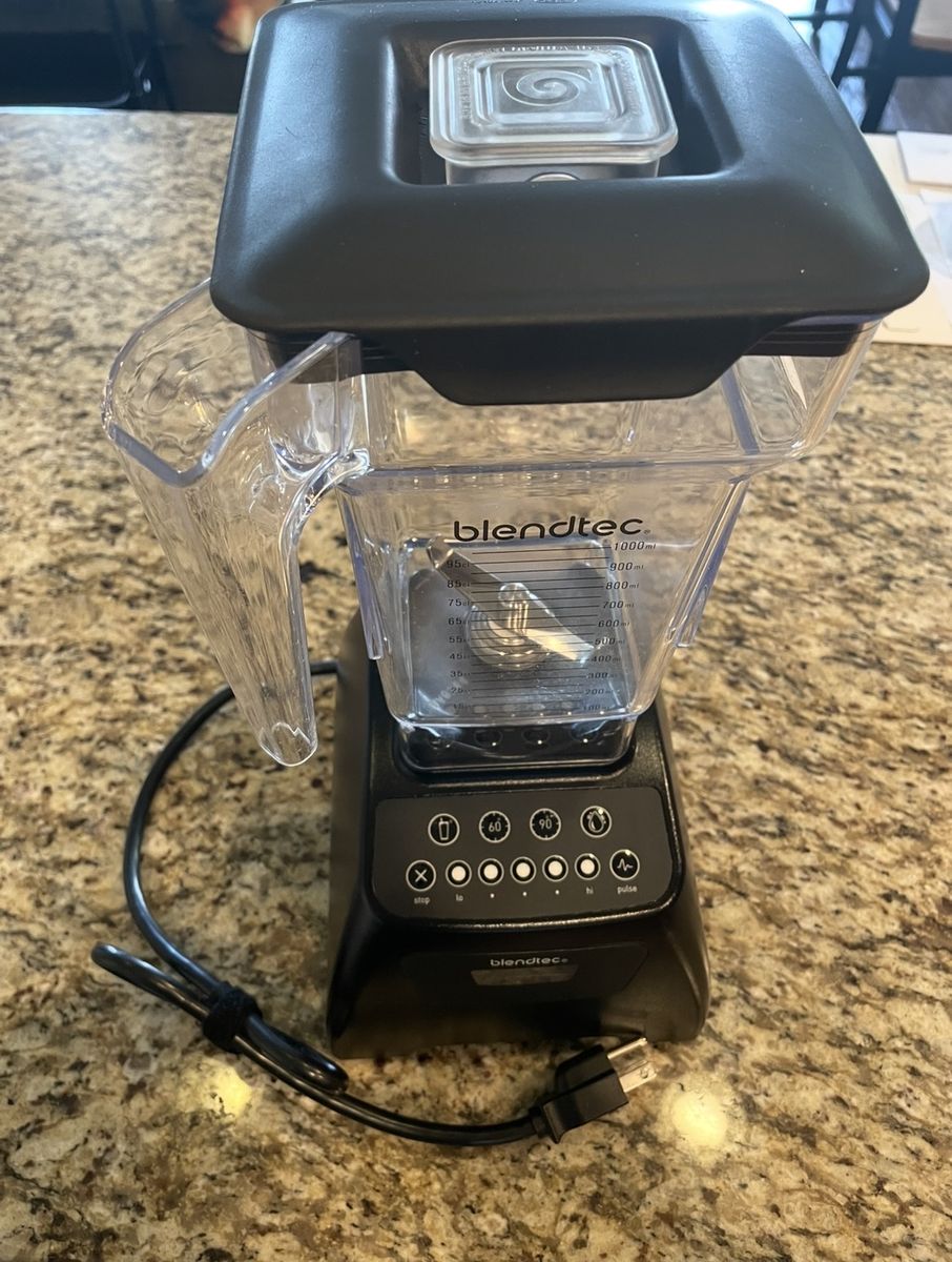 Blendtec Classic 575 Blender