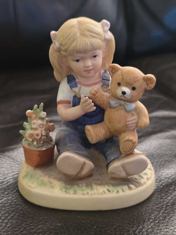 Main image 10