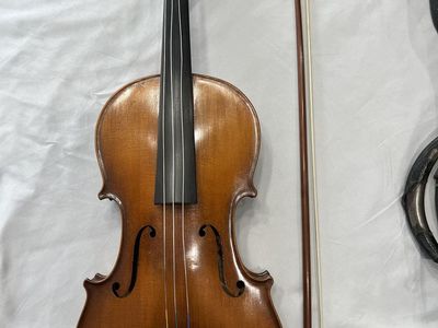 Antique Shutz “Crescendo” Violin (c. 1880–1890) w/ $1,000 Pernambuco Bow, Original Case & Accessories – Appraised