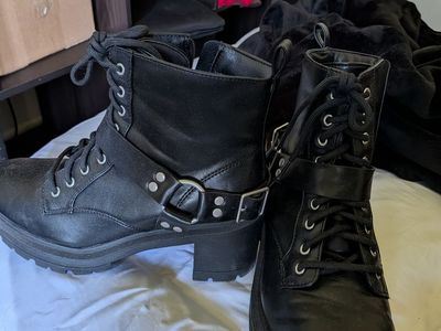 Size 9 boots
