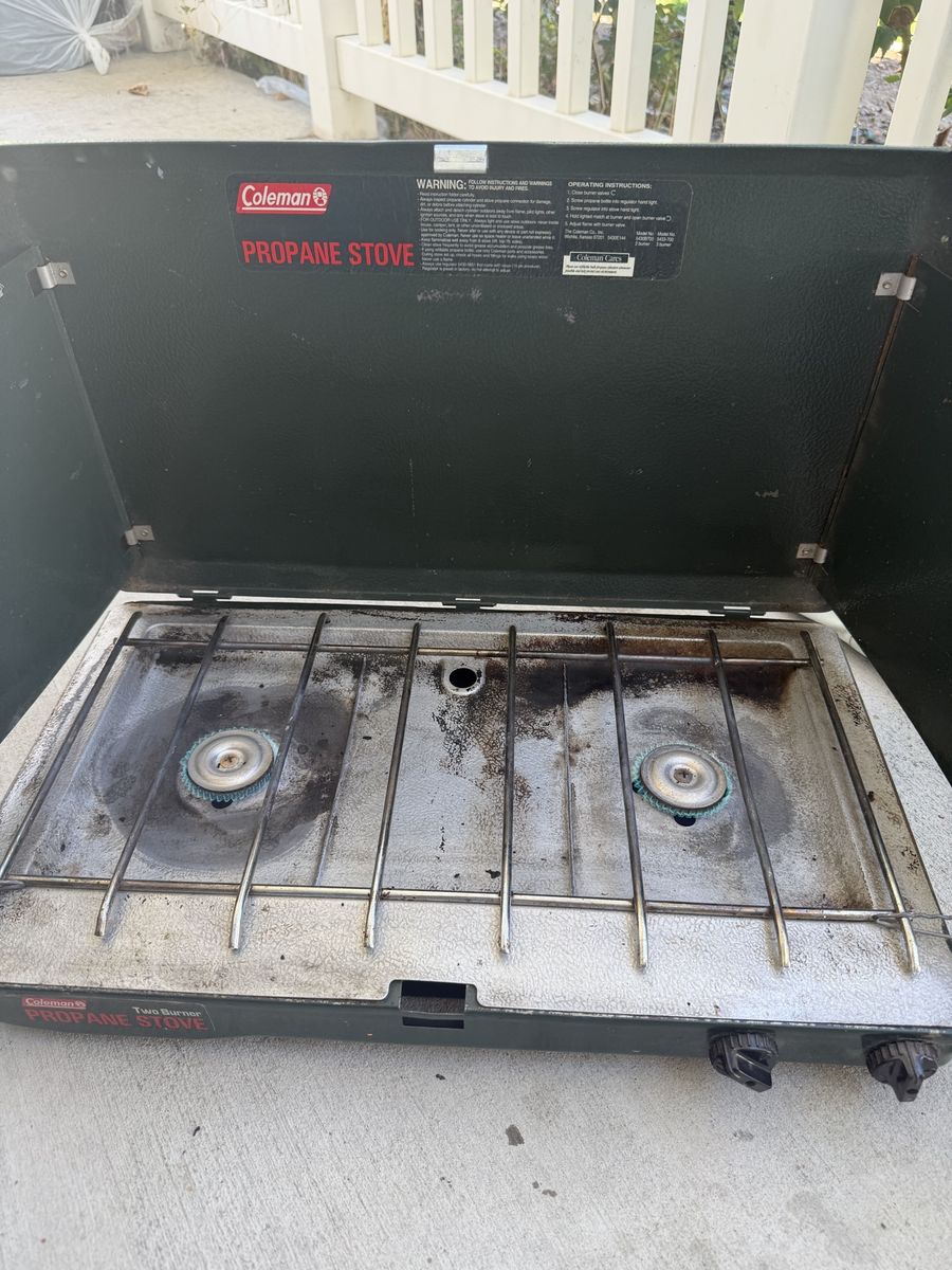 Coleman Propane Stove - 2-Burner Portable Camp Stove with Carry Bag
