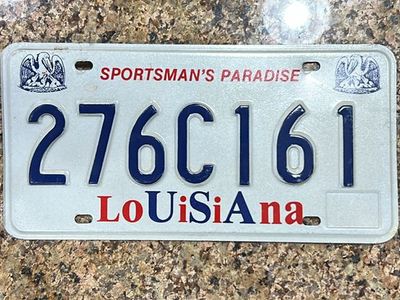 Louisiana Sportsman's Paradise License Plate 276C161 - Collectible Car Tag