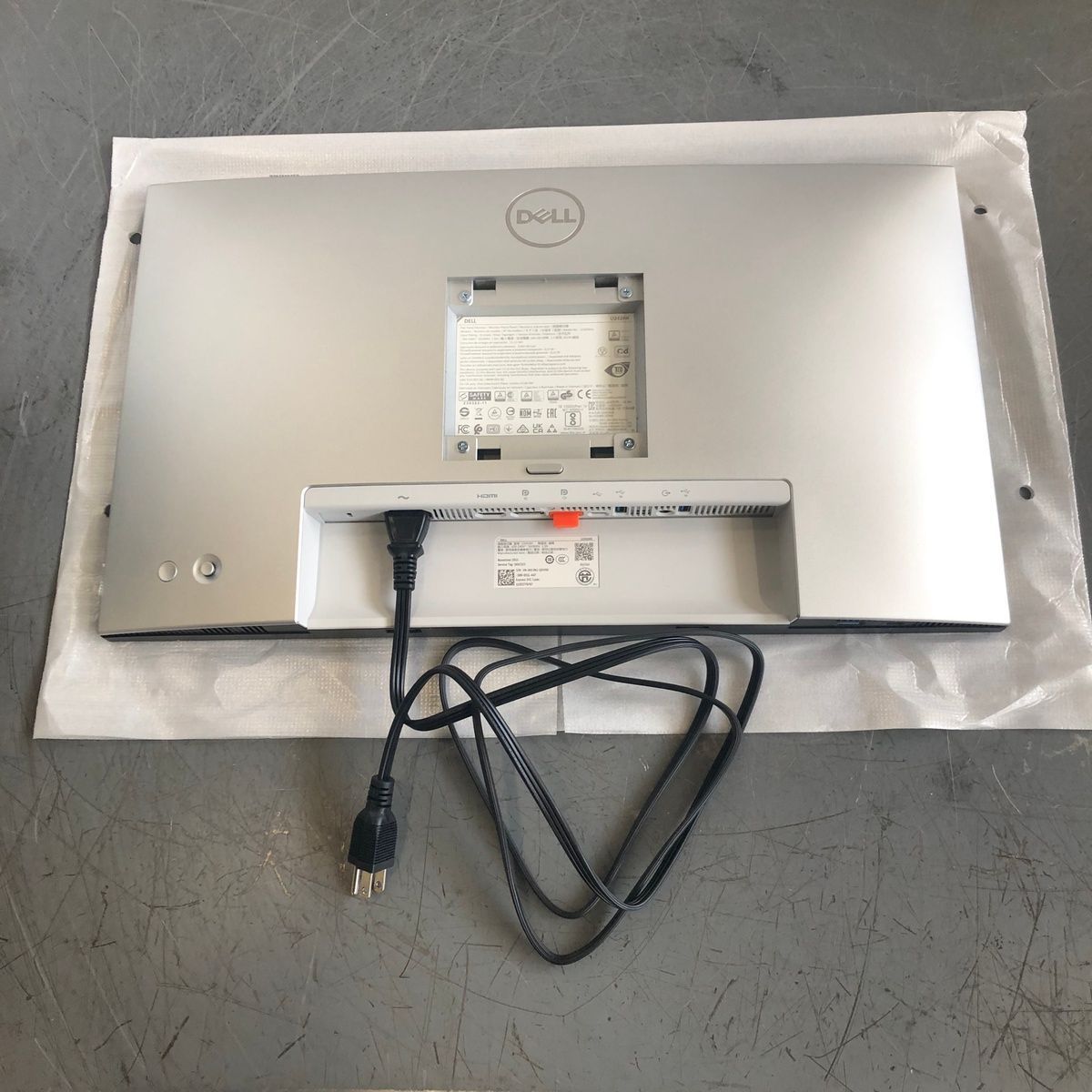 Main image 6