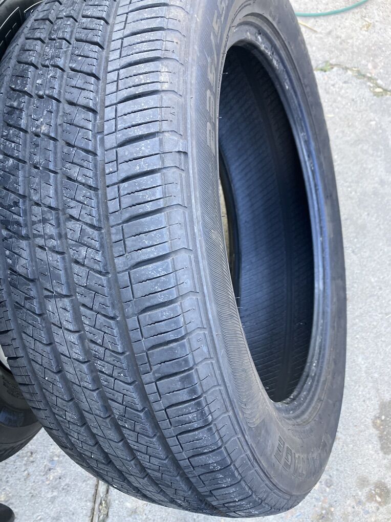 Vantage Touring A/S 235/55/19