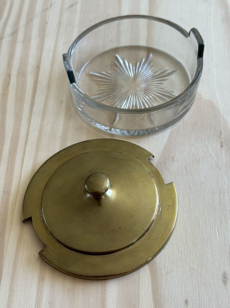 Vanity Dresser Powder Jar Round Brass & Glass $7