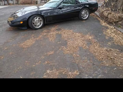 Chevrolet Corvette Coupe 2D- champion edition, classic black