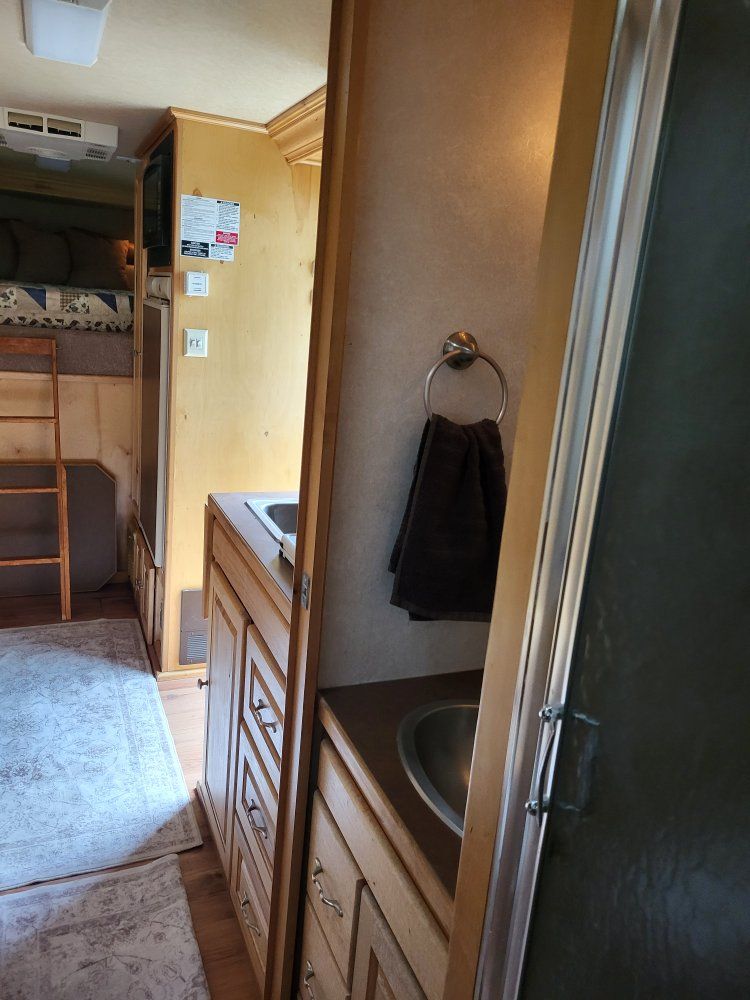Main image 8