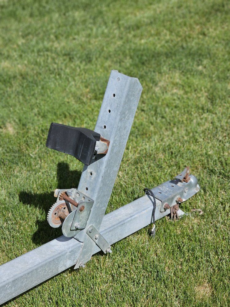 Main image 4