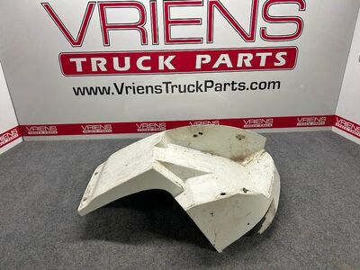 International 4900 Fender Extension