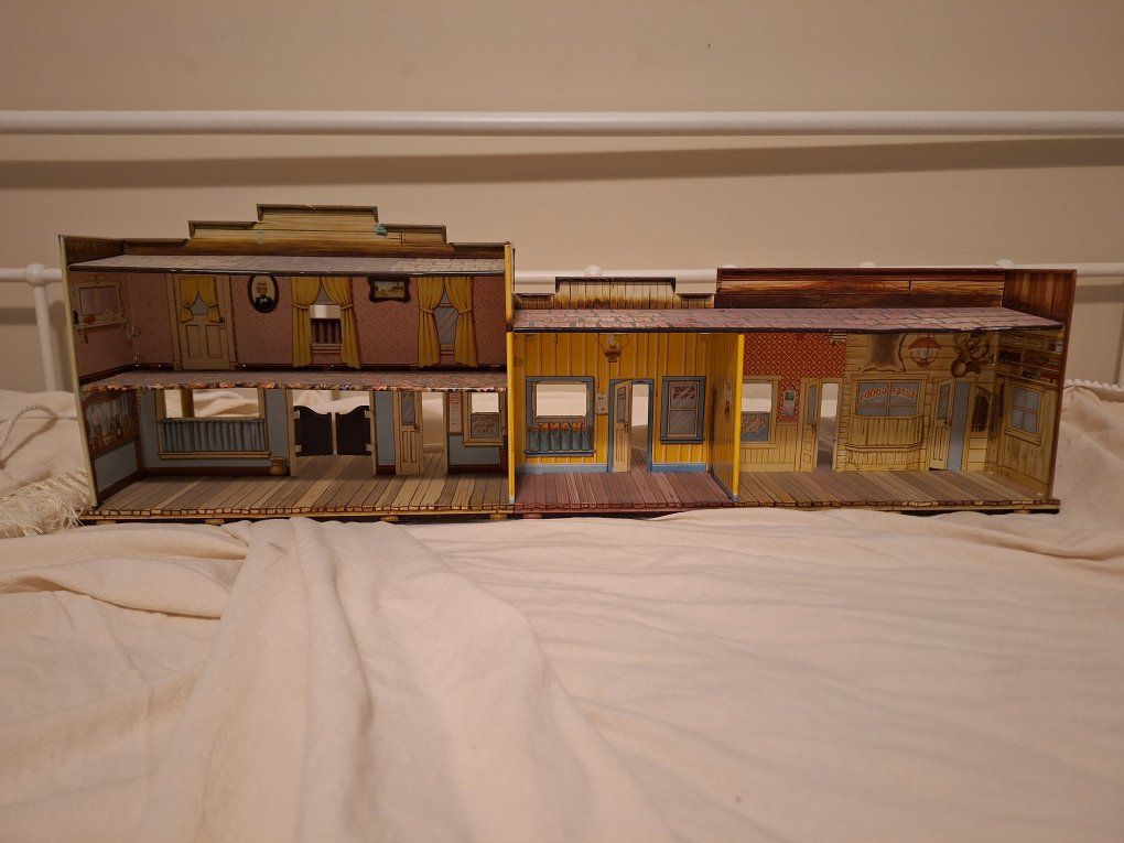 Main image 11