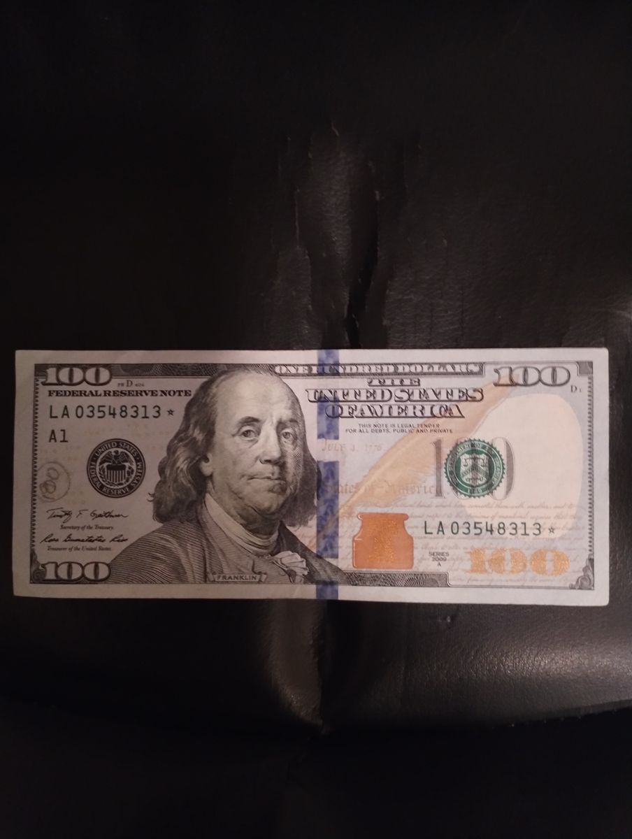$100 Star Note. LA 03548313  A1
