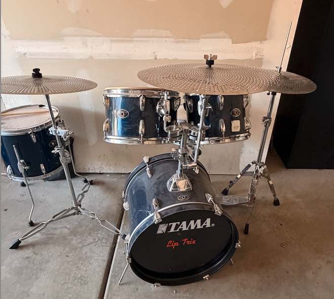 TAMA Drum Set