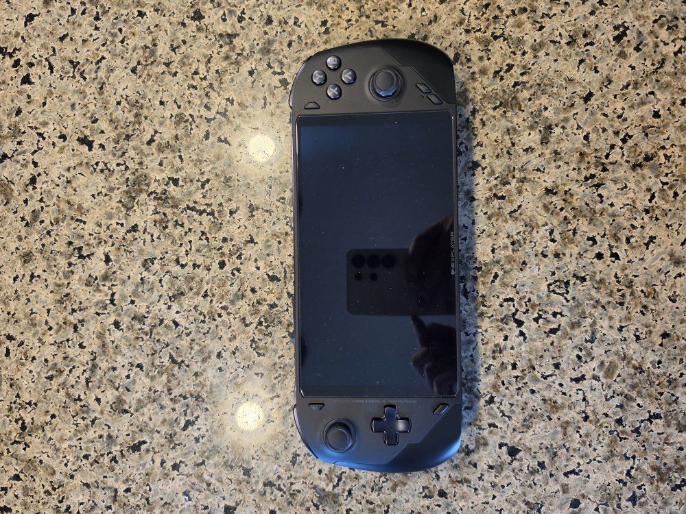 OneXFly F1 Pro: OLED 144Hz Gaming Handhel