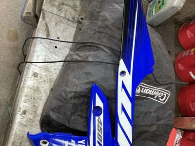 Yamaha Wr 450f Side Plastics / Radiator Shroud