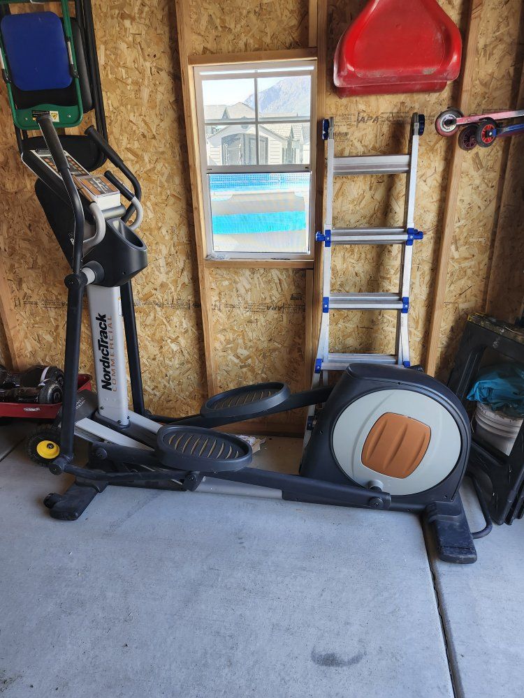 NordicTrack Commercial Elliptical with Power Ramp and Quick Intensity Control Workouts
